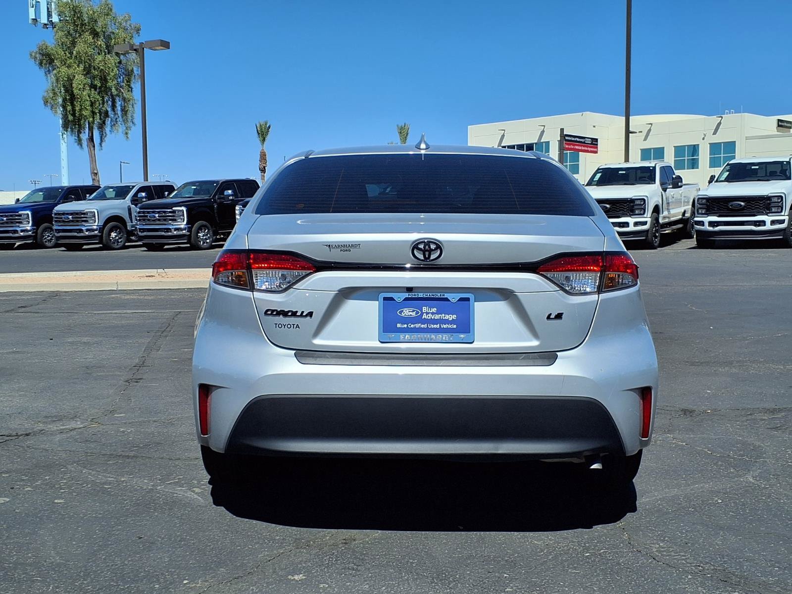 Used 2024 Toyota Corolla LE FWD image 5