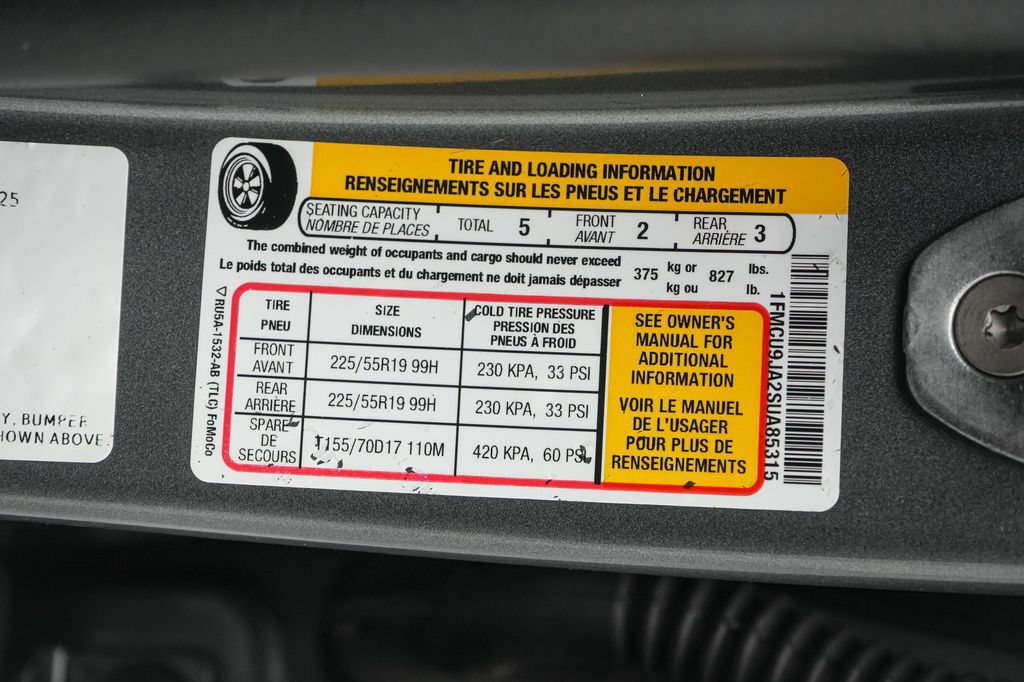 Certified 2025 Ford Escape Platinum AWD/4WD image 23
