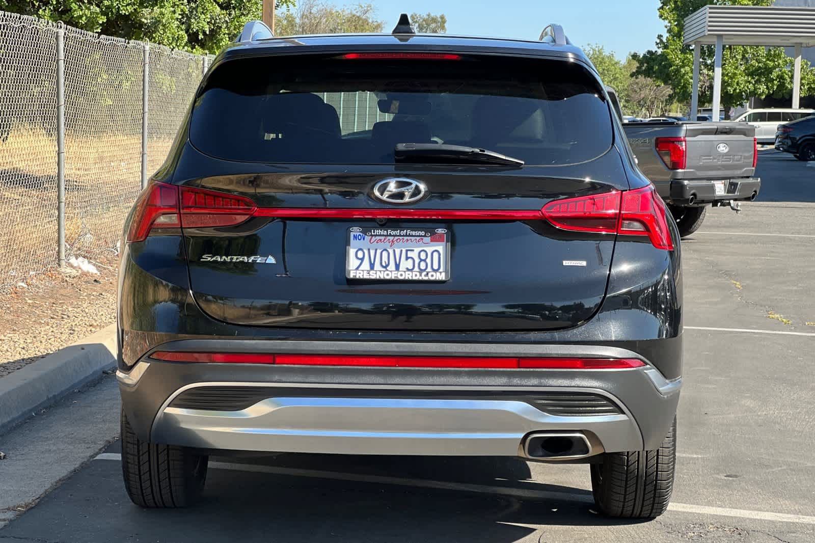 Used 2023 Hyundai Santa Fe SEL w/ Premium Package AWD/4WD image 7