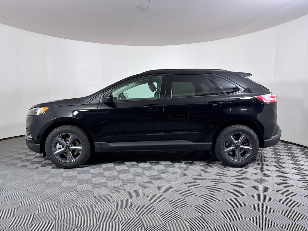Certified 2024 Ford Edge SEL w/ Sport Appearance Package AWD/4WD image 12