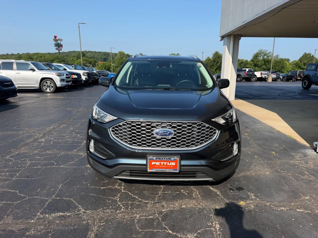 Certified 2024 Ford Edge SEL w/ Convenience Package AWD/4WD image 9