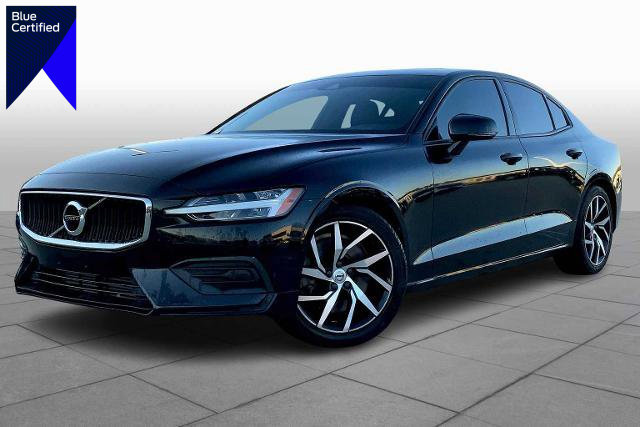 Used 2019 Volvo S60 T6 Momentum w/ Multimedia Package