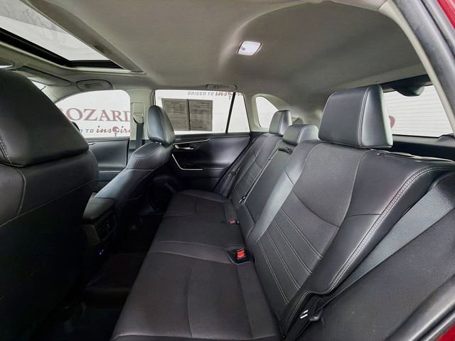 Used 2022 Toyota RAV4 Limited AWD/4WD image 29