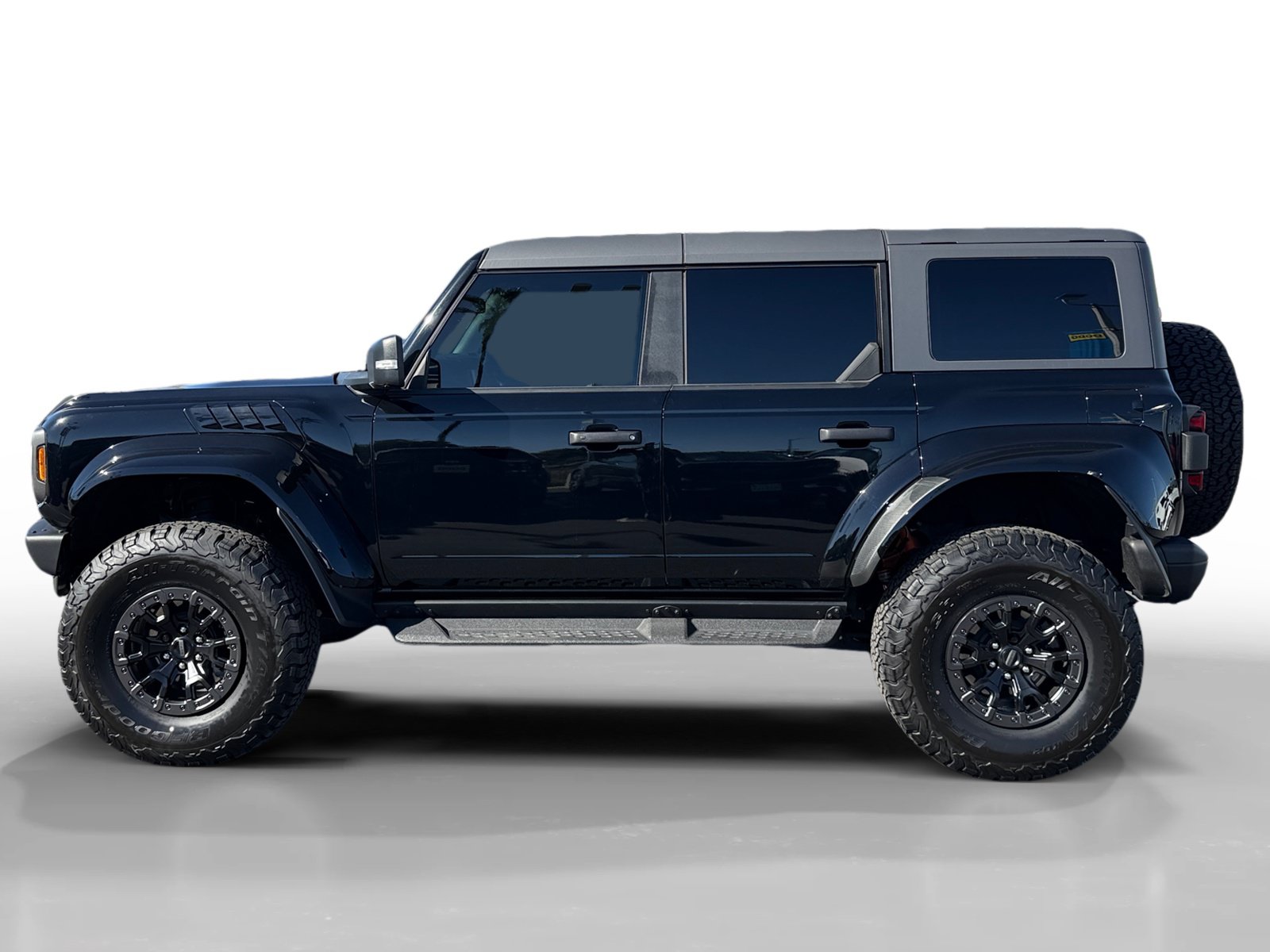 Certified 2024 Ford Bronco Raptor w/ Interior Carbon Fiber Pack 6 AWD/4WD image 2
