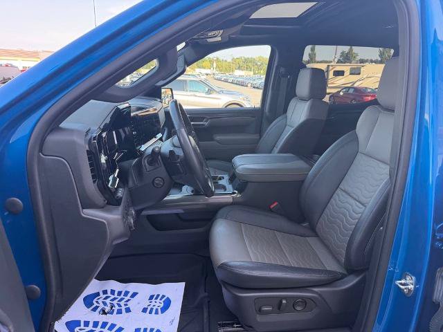 Used 2023 Chevrolet Silverado 1500 ZR2 w/ Technology Package AWD/4WD image 11