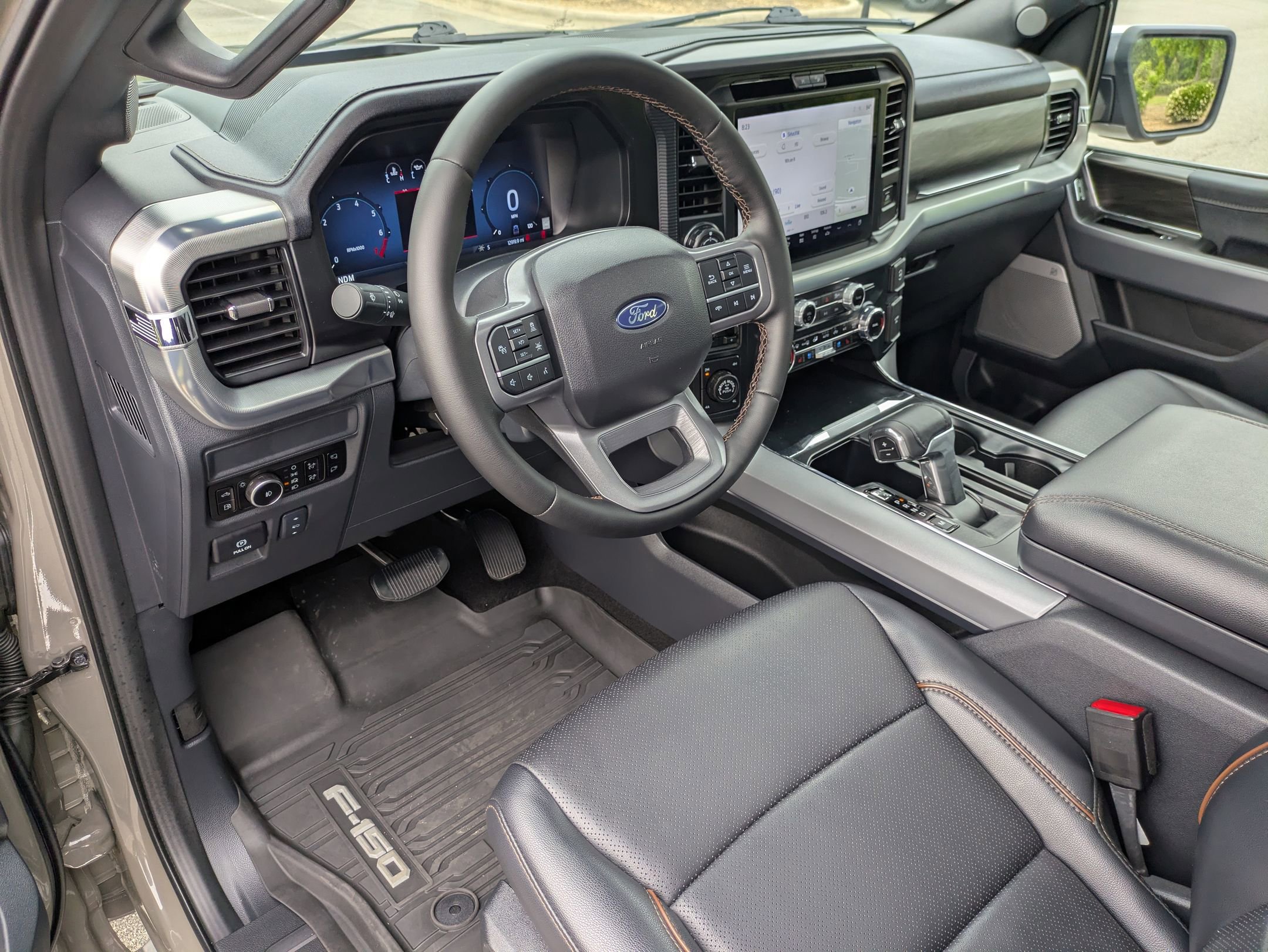 Certified 2025 Ford F150 Lariat w/ Equipment Group 502A High AWD/4WD image 15