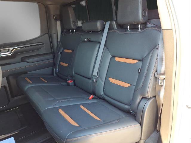 Used 2025 GMC Sierra 1500 AT4 w/ AT4 Premium Package image 18