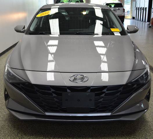 Used 2023 Hyundai Elantra SEL w/ Convenience Package FWD image 5