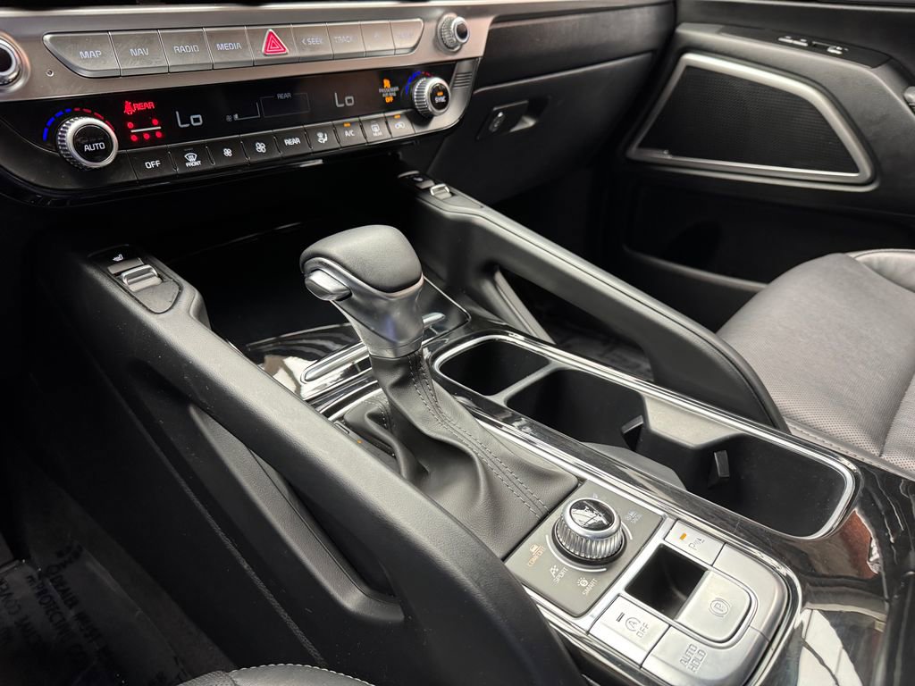 Used 2023 Kia Telluride S AWD/4WD image 18