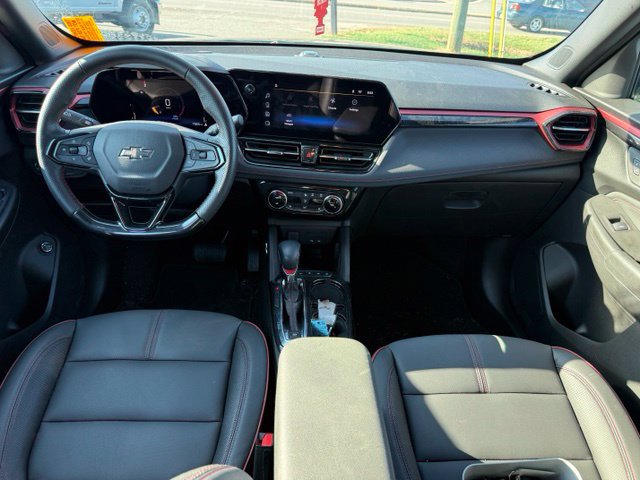 Used 2026 Chevrolet TrailBlazer RS w/ Convenience Package FWD image 11
