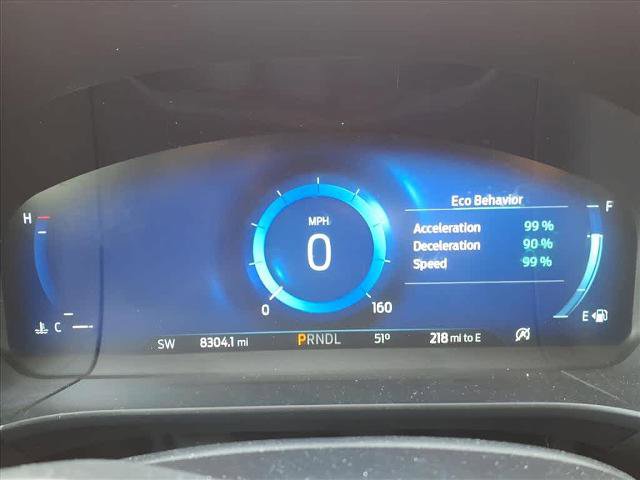 Certified 2022 Ford Escape Titanium w/ Class II Trailer Tow Package image 9