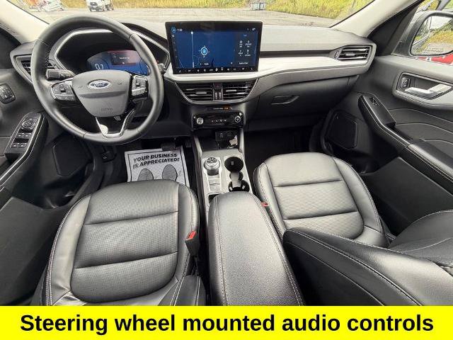 Certified 2025 Ford Escape Platinum AWD/4WD image 11