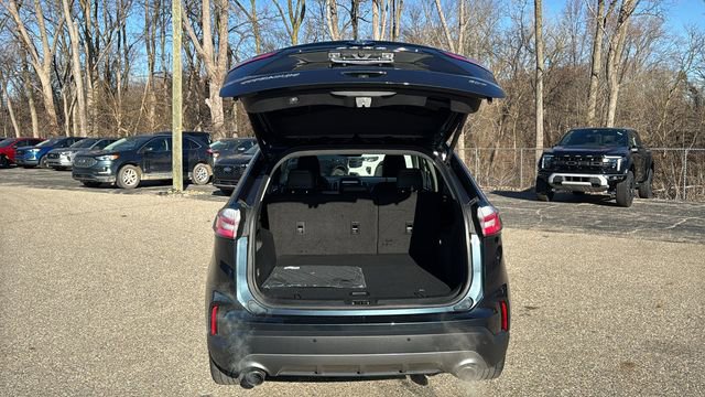 Certified 2024 Ford Edge Titanium image 27