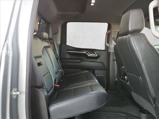 Used 2024 GMC Sierra 1500 SLT AWD/4WD image 15