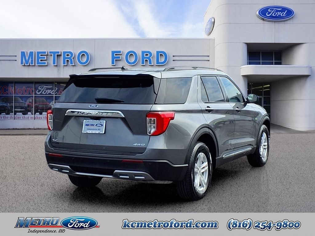 Certified 2023 Ford Explorer XLT w/ Equipment Group 202A AWD/4WD image 3