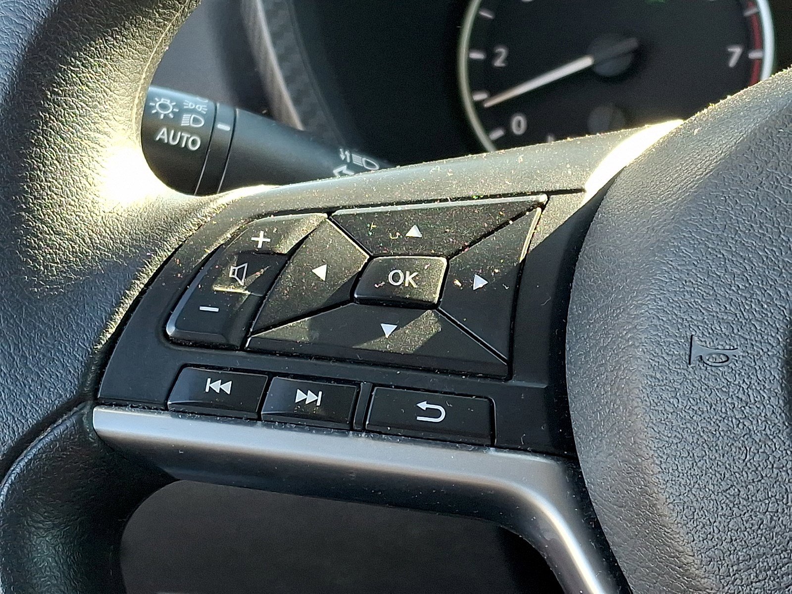 Used 2024 Nissan Sentra SV image 19