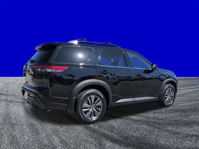 Used 2022 Nissan Pathfinder SV image 5