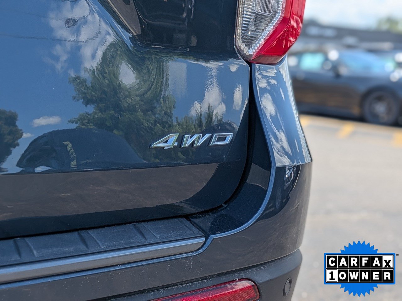 Certified 2023 Ford Explorer XLT w/ Equipment Group 202A AWD/4WD image 12