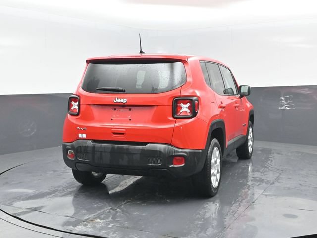 Used 2023 Jeep Renegade Latitude AWD/4WD image 19
