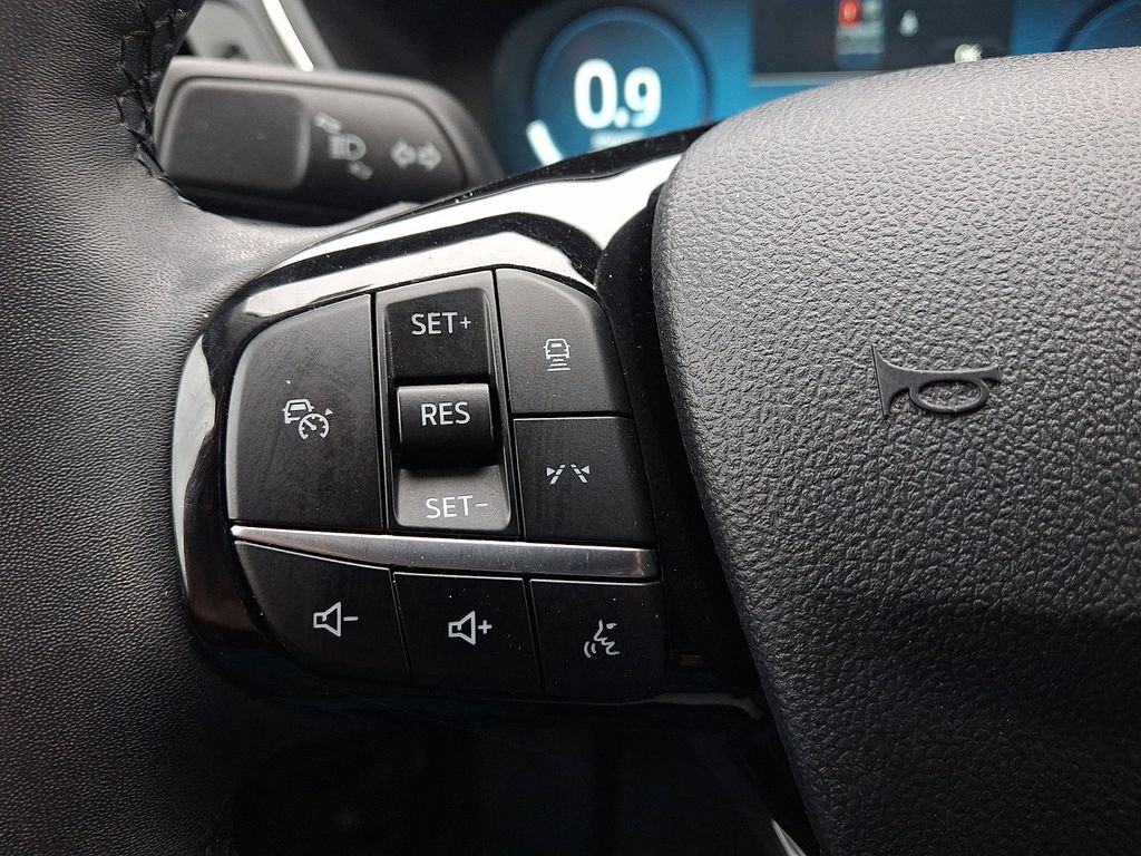 Certified 2023 Ford Escape Platinum w/ Premium Technology Package AWD/4WD image 22