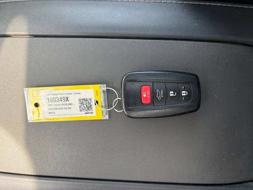 Used 2022 Toyota Highlander XSE AWD/4WD image 51