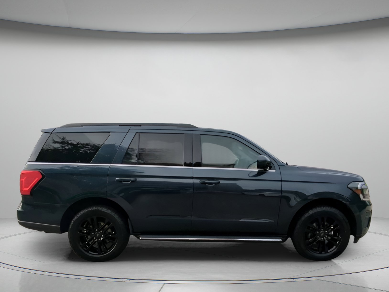 Certified 2023 Ford Expedition XLT RWD image 32