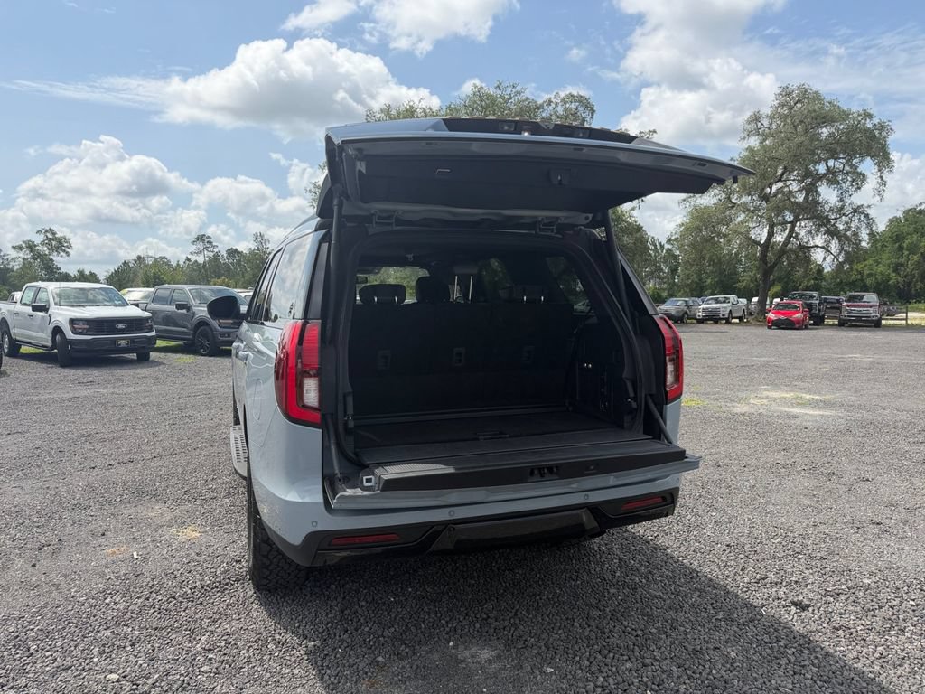 Certified 2025 Ford Expedition Tremor AWD/4WD image 28