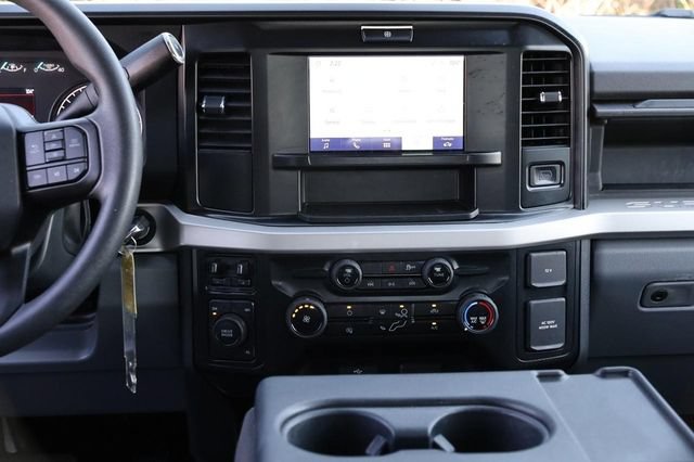 Certified 2025 Ford F350 XLT AWD/4WD image 22