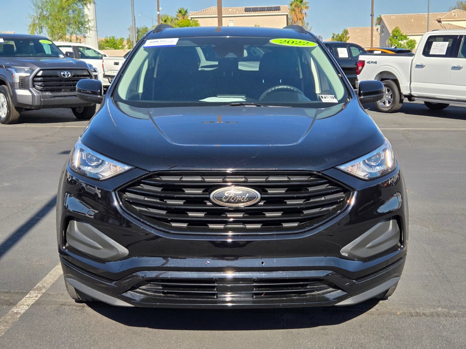 Certified 2022 Ford Edge SE w/ Black Appearance Package AWD/4WD image 8