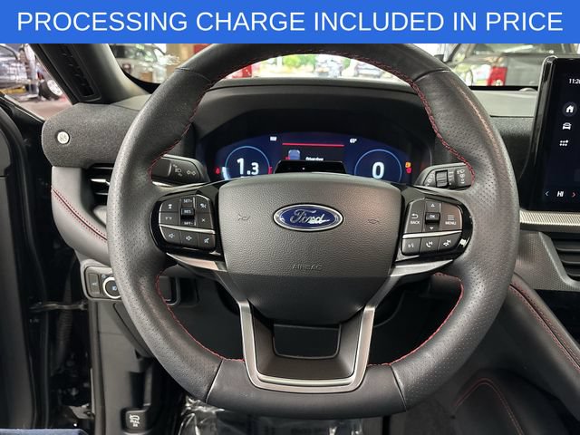 Certified 2025 Ford Explorer ST-Line w/ Premium Package AWD/4WD image 6