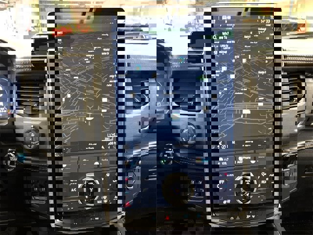 Certified 2022 Ford Expedition Max Platinum image 10