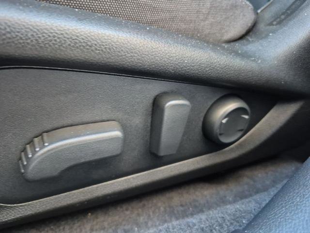 Used 2024 Subaru Crosstrek 2.0i Premium image 17