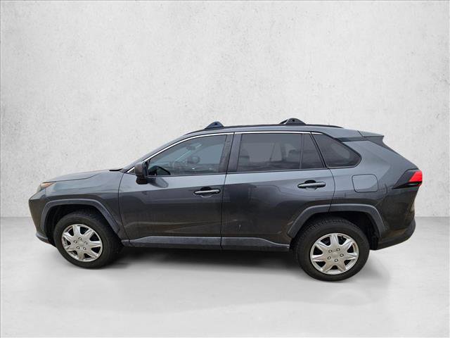 Used 2019 Toyota RAV4 LE image 6