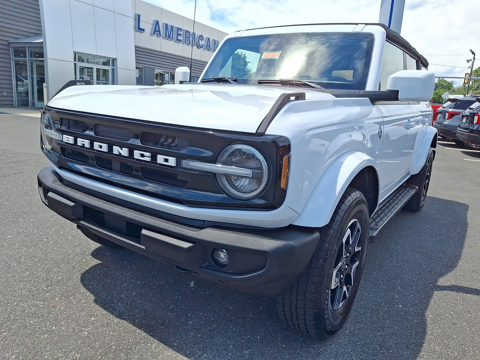 Certified 2022 Ford Bronco Outer Banks AWD/4WD image 4