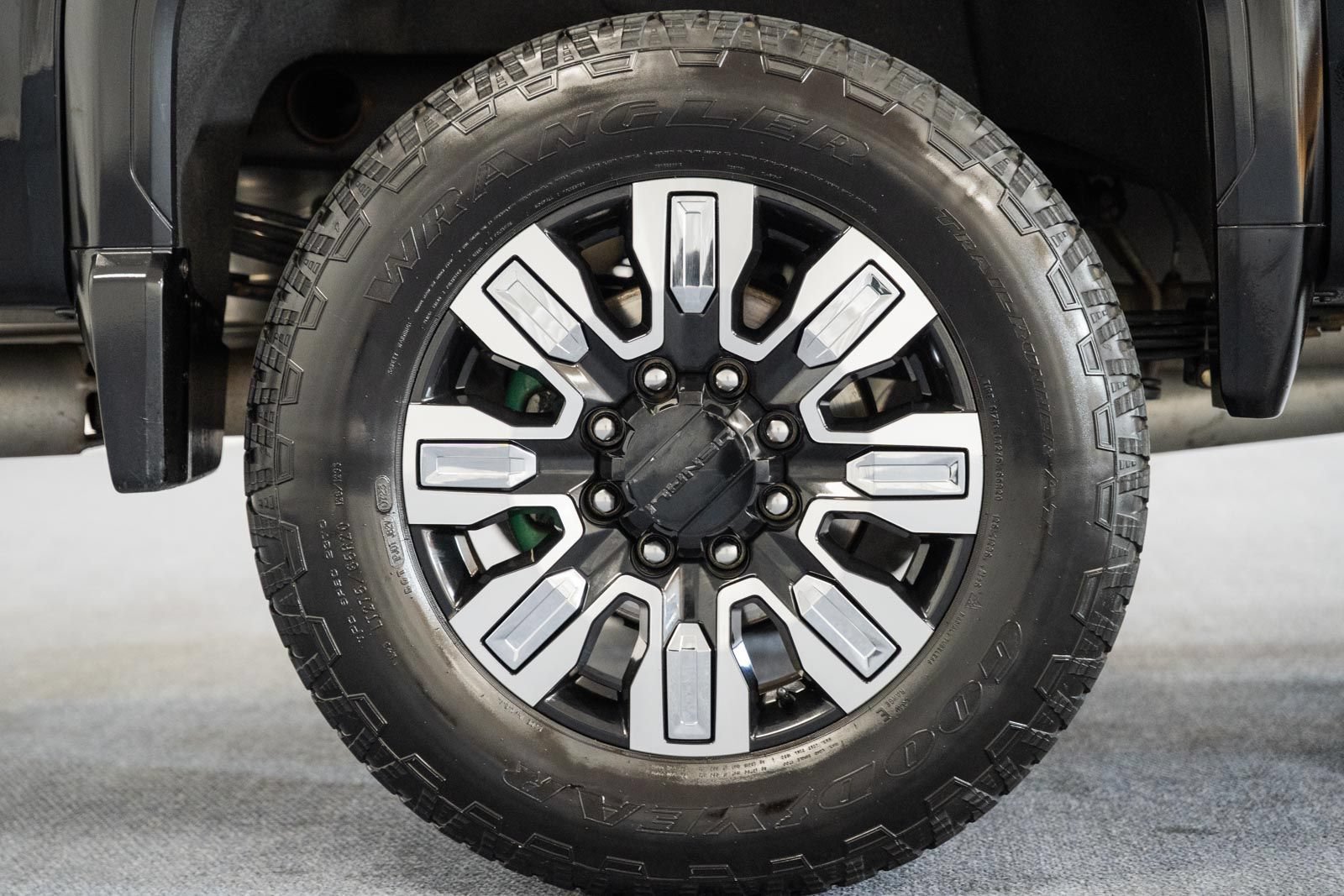 Used 2024 GMC Sierra 2500 Denali AWD/4WD image 20