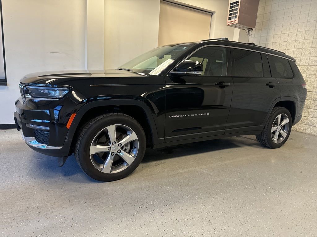 Used 2021 Jeep Grand Cherokee L Limited w/ Luxury Tech Group II image 15