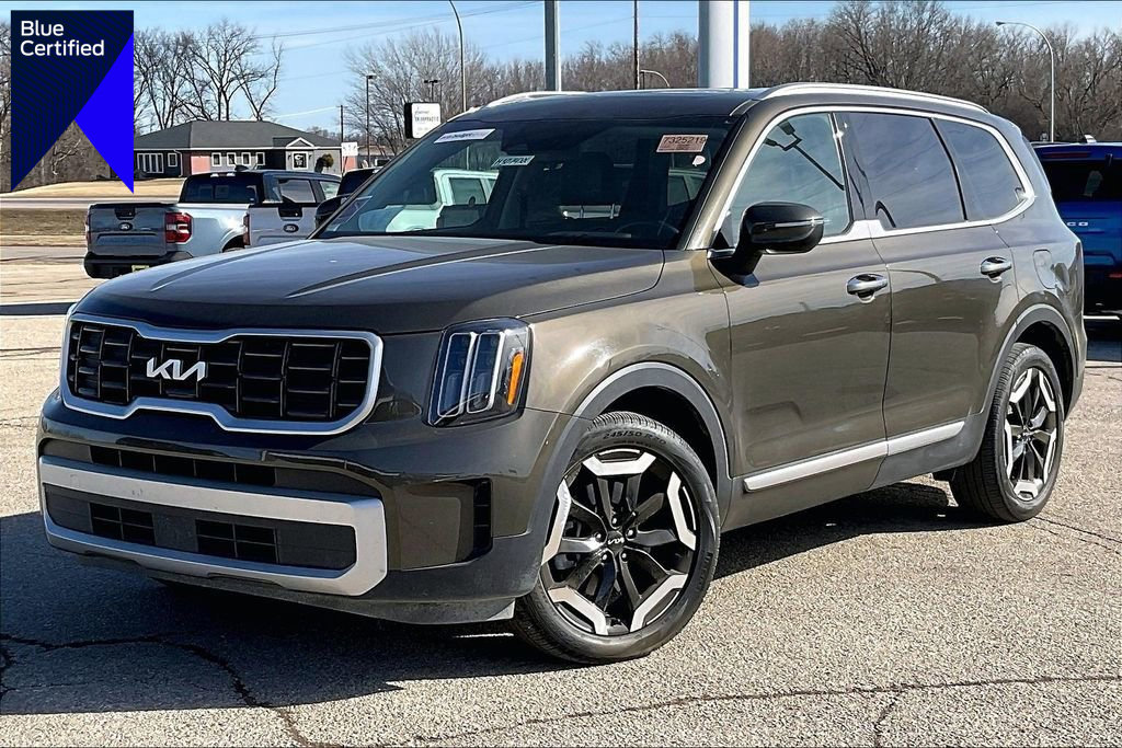 Used 2025 Kia Telluride S