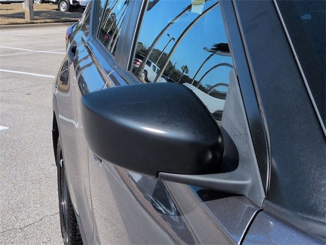 Used 2024 Nissan Kicks S image 12