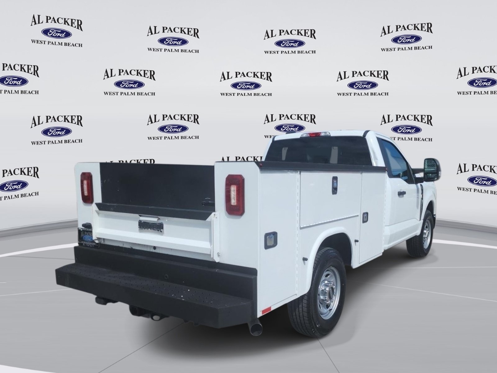Certified 2023 Ford F250 XL w/ XL Chrome Package RWD image 5