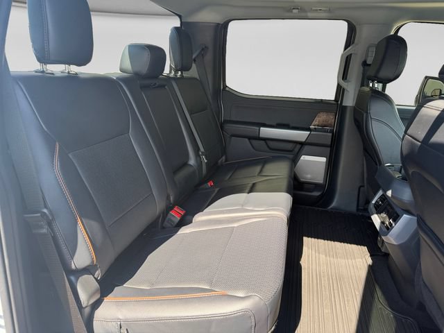 Certified 2025 Ford F450 Lariat w/ FX4 Off-Road Package AWD/4WD image 17