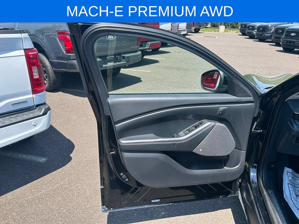 Certified 2023 Ford Mustang Mach-E Premium AWD/4WD image 10