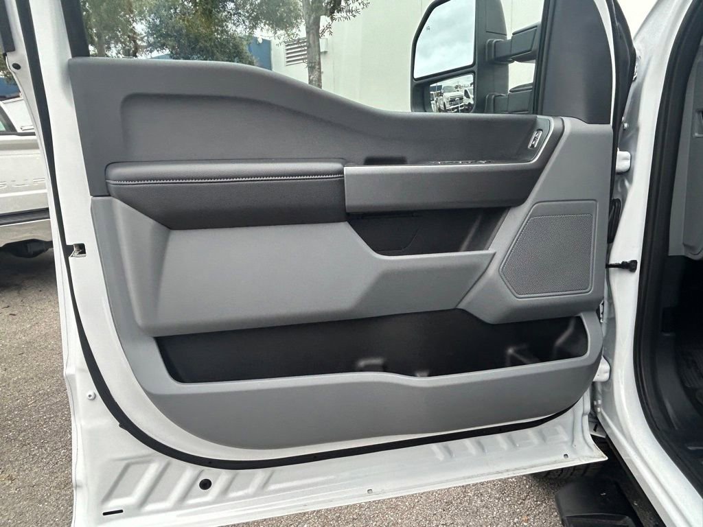 Certified 2025 Ford F250 XLT image 38
