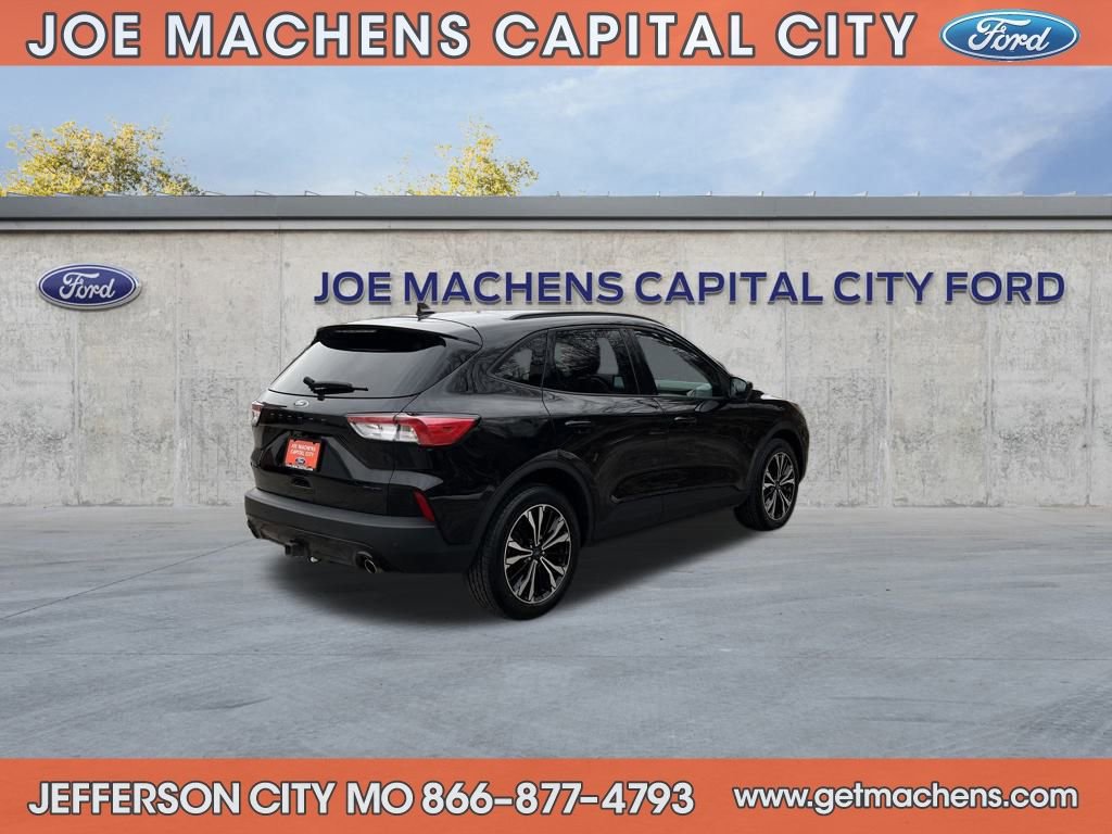 Certified 2022 Ford Escape SEL w/ SEL Stealth AWD Package image 5