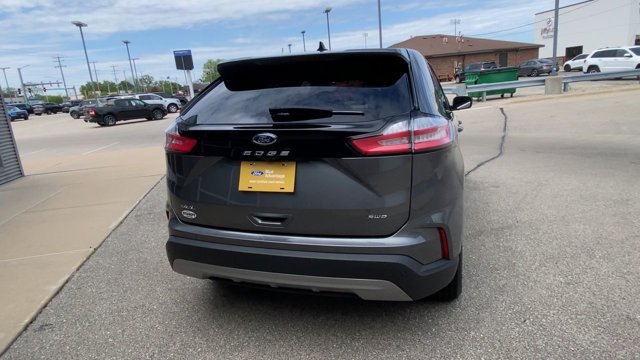 Certified 2023 Ford Edge SEL w/ Convenience Package AWD/4WD image 9