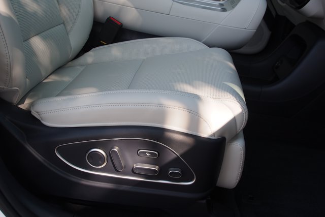 Used 2026 Hyundai Palisade Calligraphy AWD/4WD image 12