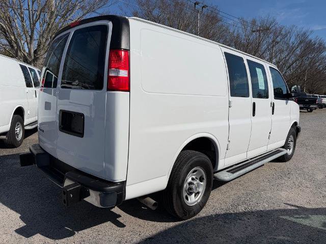 Used 2024 Chevrolet Express 2500 w/ Driver Convenience Package image 4