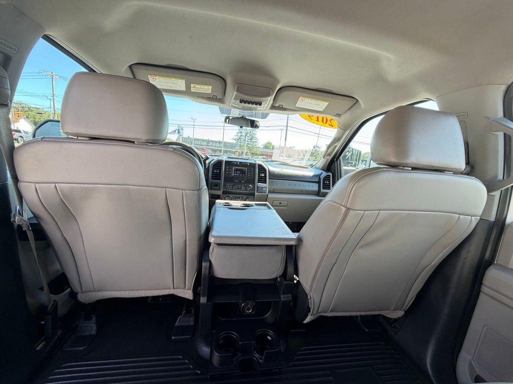 Certified 2019 Ford F550 4x4 Crew Cab Super Duty image 10