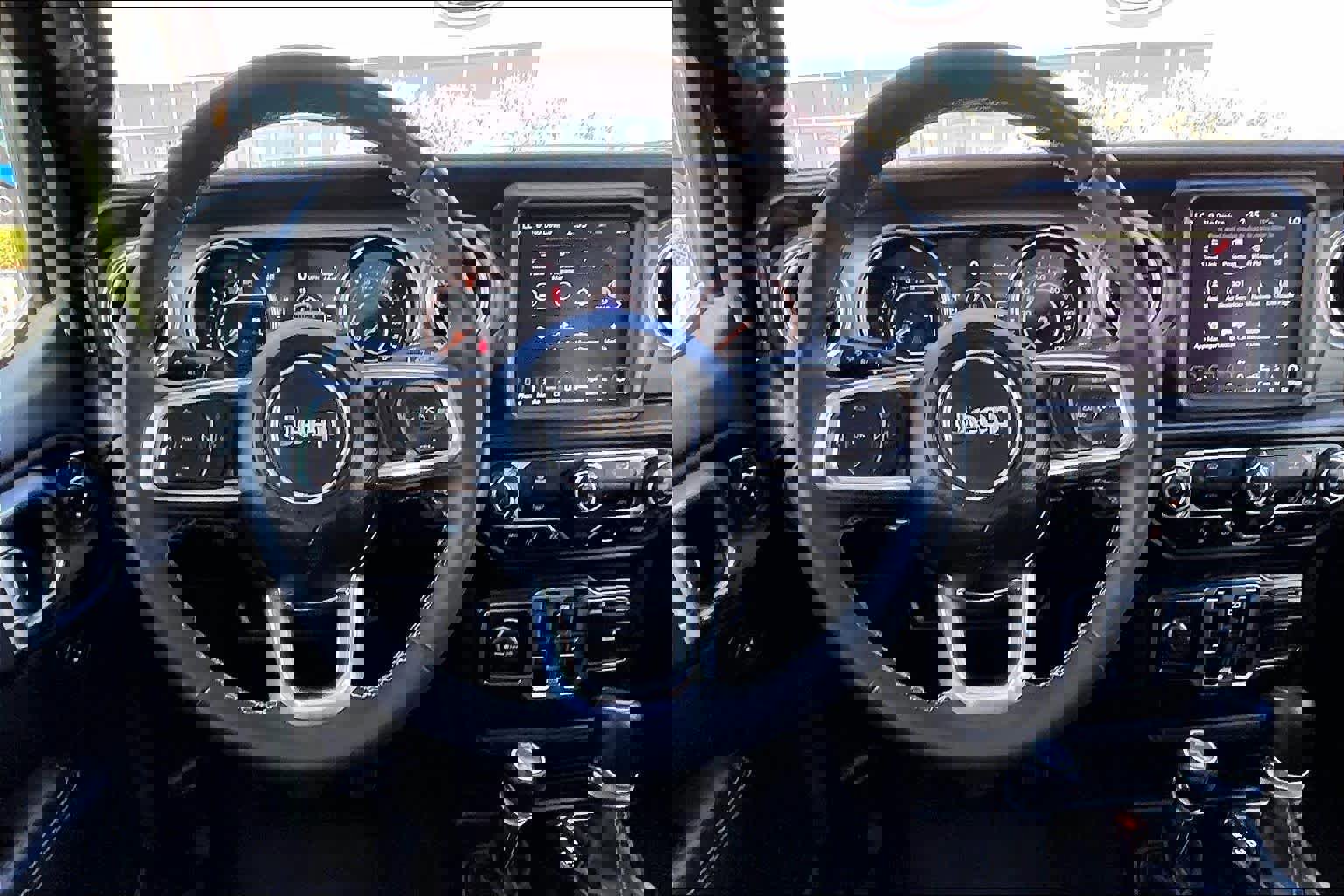 Used 2023 Jeep Gladiator Overland image 8