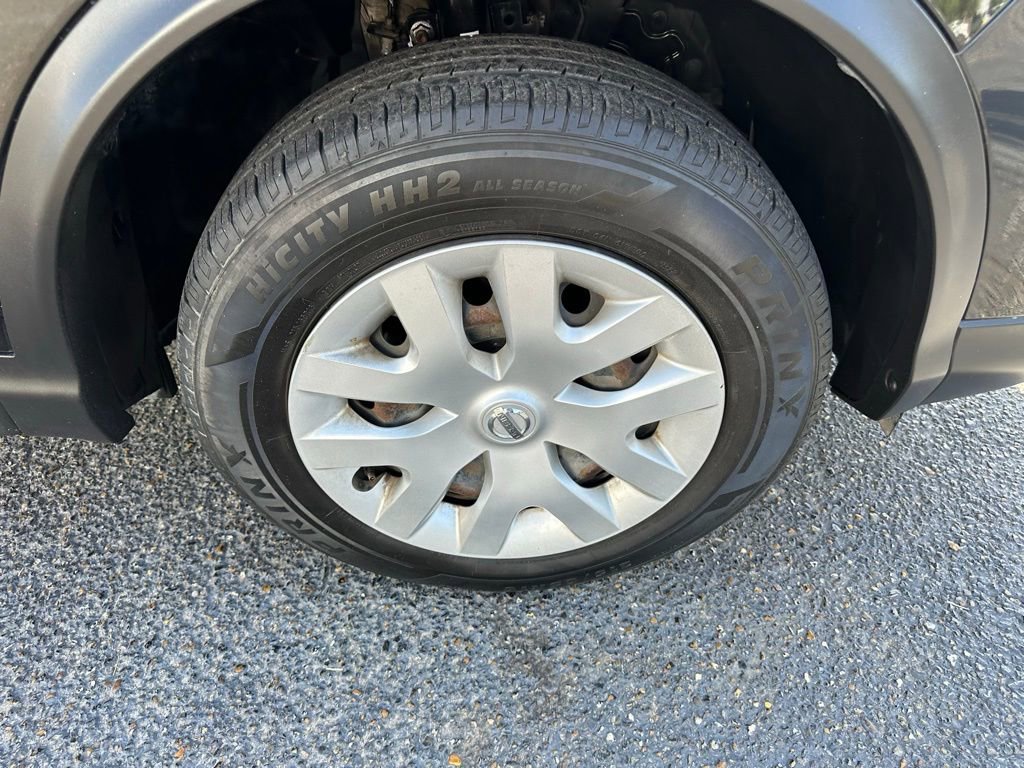 Used 2020 Nissan Rogue Sport S image 24