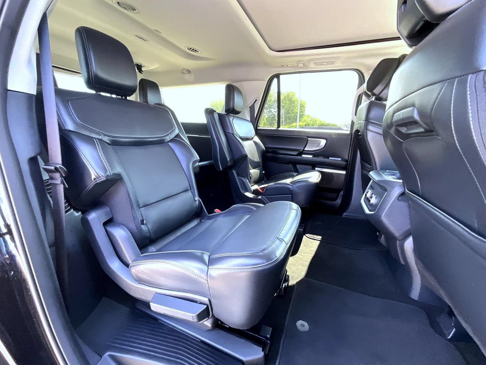 Certified 2026 Ford Expedition Max Platinum AWD/4WD image 19